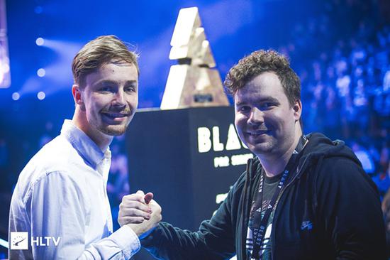 英雄联盟腕豪台词爱你老妈引发2025年热梗潮流